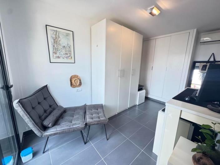 Image No.20-3 Bed Townhouse for sale