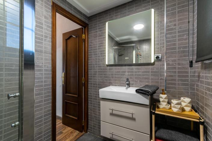 Image No.18-3 Bed Apartment for sale