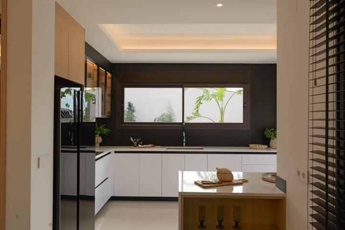 Image No.29-3 Bed Villa / Detached for sale