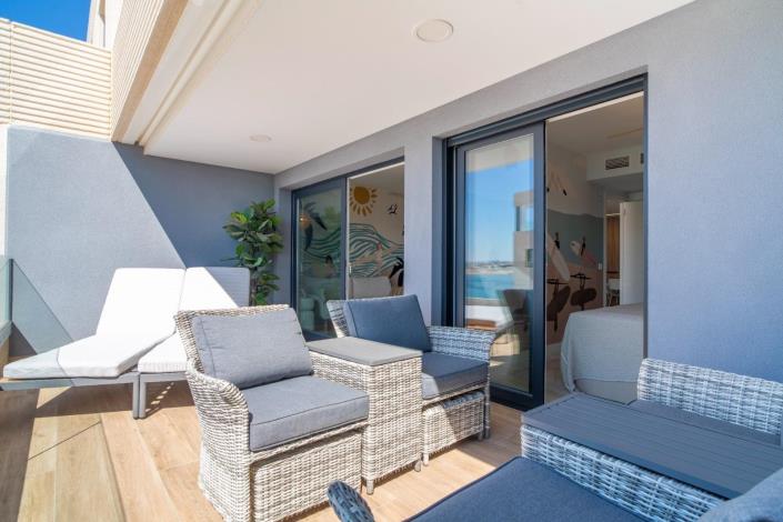 Image No.3-3 Bed Apartment for sale