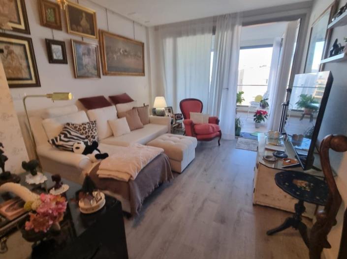 Image No.1-3 Bed Apartment for sale