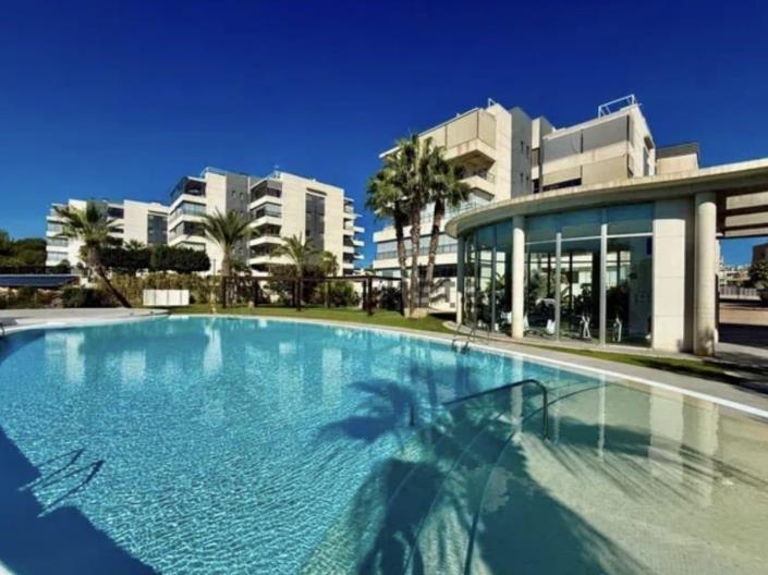 Image No.2-3 Bed Apartment for sale