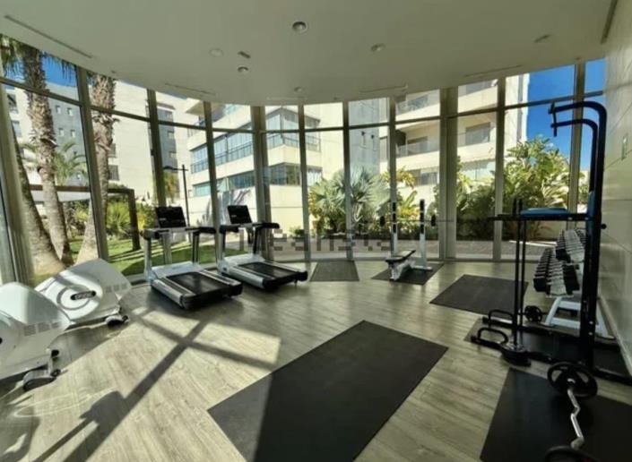 Image No.21-3 Bed Apartment for sale