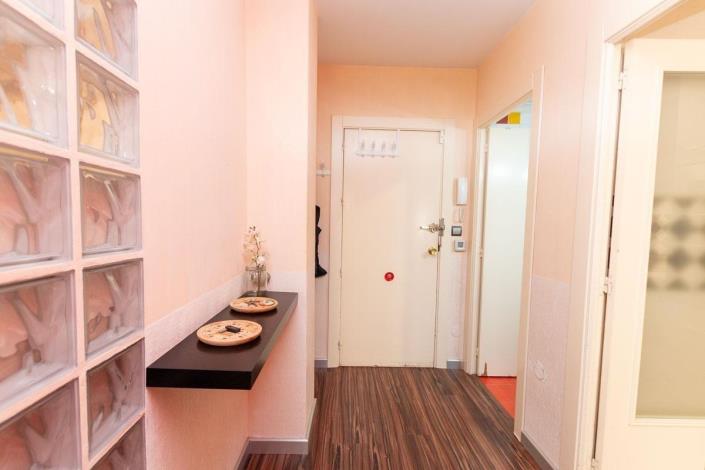 Image No.7-3 Bed Apartment for sale