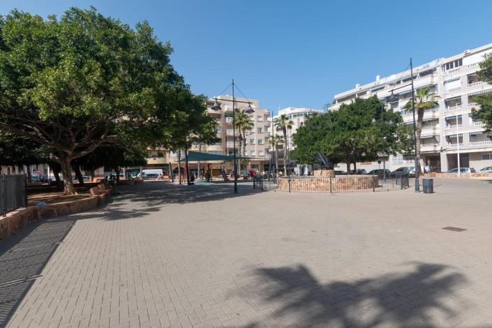 Image No.20-3 Bed Apartment for sale