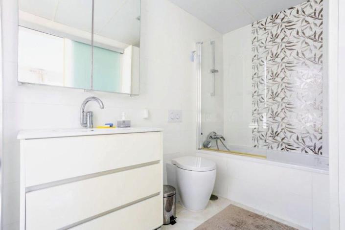 Image No.20-3 Bed Villa / Detached for sale