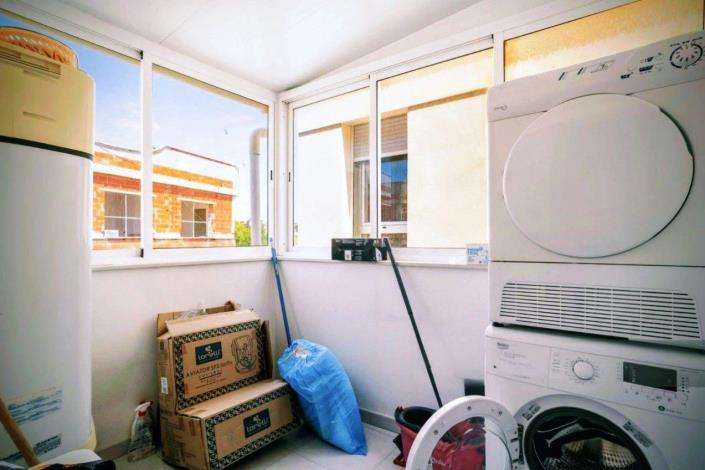 Image No.24-3 Bed Villa / Detached for sale