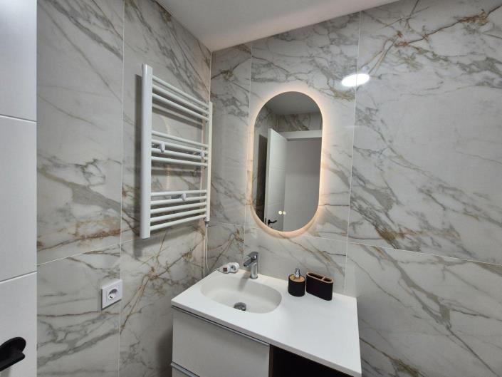 Image No.13-3 Bed Apartment for sale