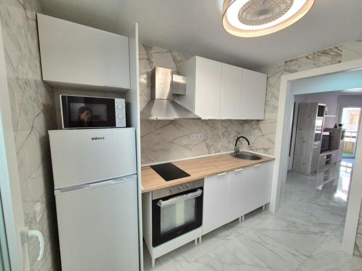 Image No.18-3 Bed Apartment for sale