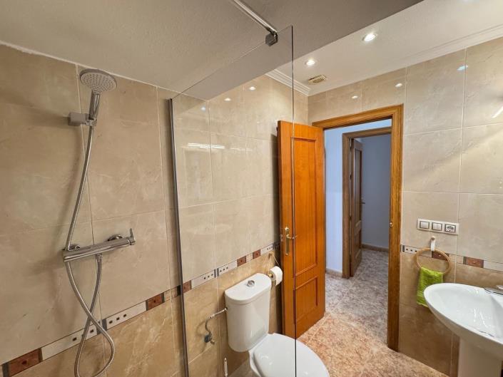 Image No.46-3 Bed Townhouse for sale