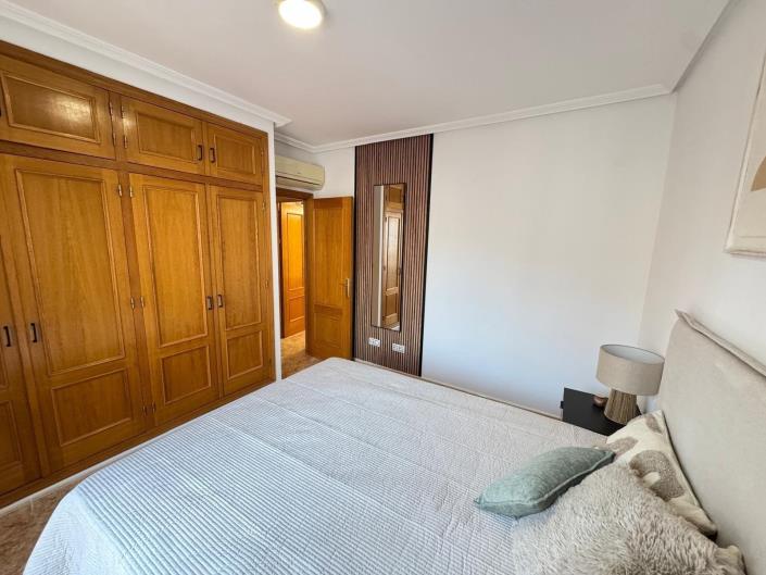 Image No.57-3 Bed Townhouse for sale