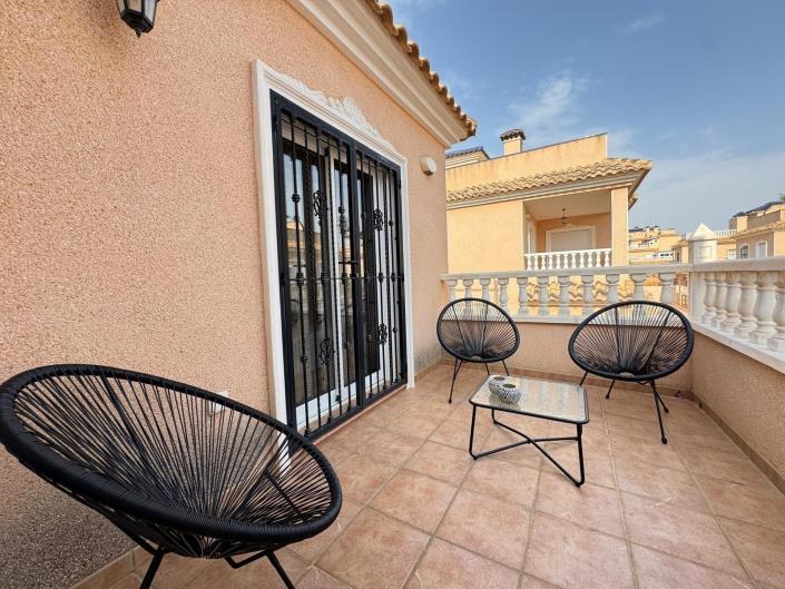 Image No.59-3 Bed Townhouse for sale