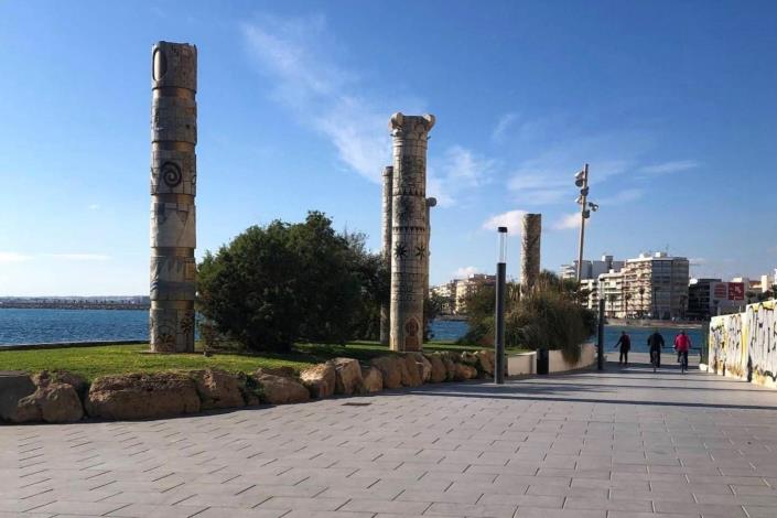 Image No.31-2 Bed Apartment for sale