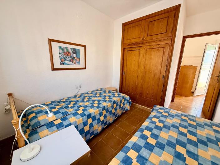 Image No.23-2 Bed Townhouse for sale