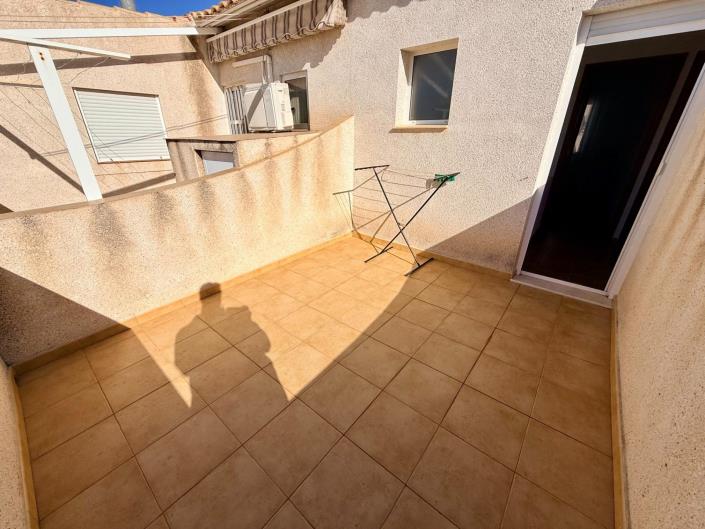 Image No.28-2 Bed Townhouse for sale