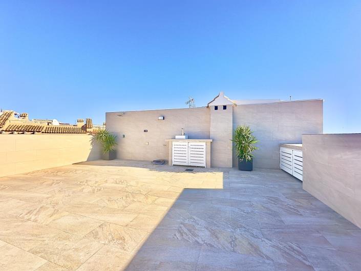 Image No.21-2 Bed Apartment for sale