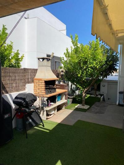 Image No.22-3 Bed Semi-Detached for sale