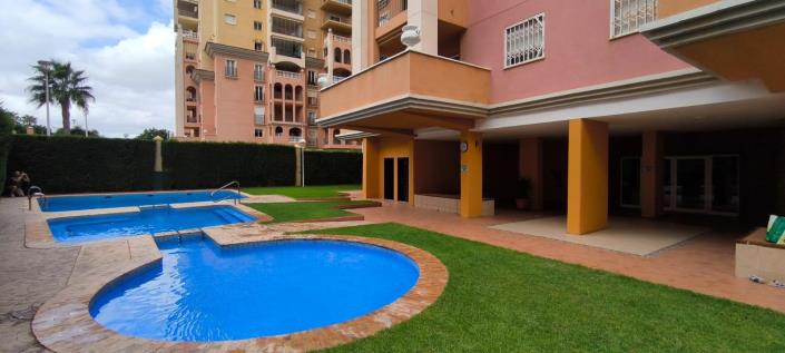 Image No.2-Appartement de 2 chambres à vendre à Torrevieja