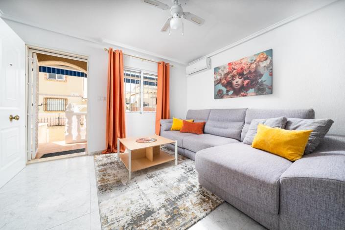 Image No.31-4 Bed Townhouse for sale