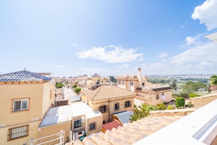 Image No.47-4 Bed Townhouse for sale