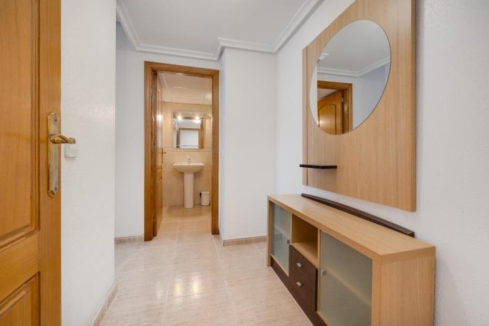 Image No.20-3 Bed Apartment for sale