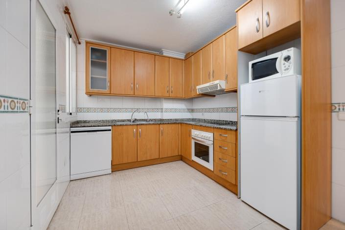 Image No.25-3 Bed Apartment for sale