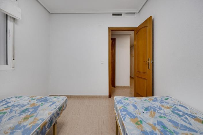 Image No.33-3 Bed Apartment for sale