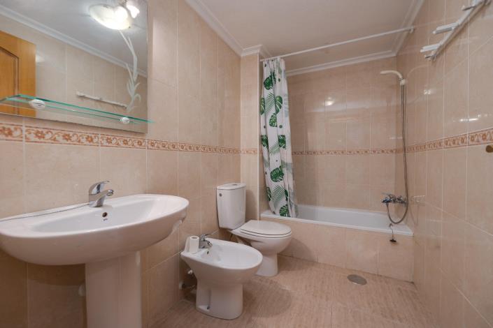 Image No.36-3 Bed Apartment for sale