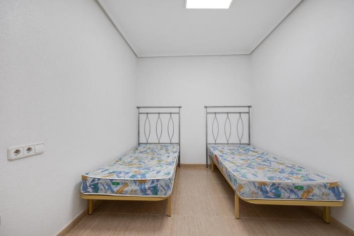 Image No.38-3 Bed Apartment for sale