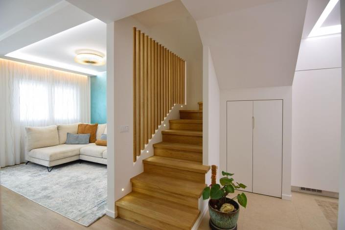 Image No.5-3 Bed Townhouse for sale