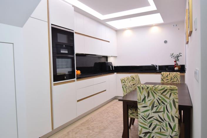 Image No.7-3 Bed Townhouse for sale