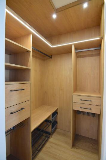 Image No.19-3 Bed Townhouse for sale