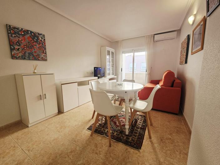 Image No.4-Appartement de 2 chambres à vendre à Torrevieja