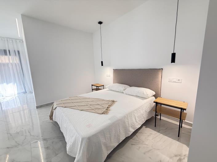 Image No.27-2 Bed Apartment for sale