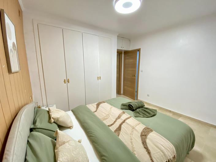 Image No.10-3 Bed Apartment for sale