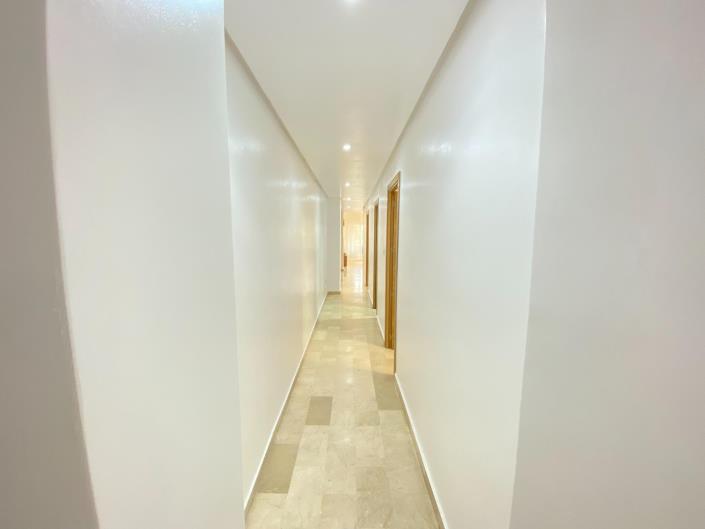 Image No.12-3 Bed Apartment for sale