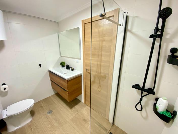 Image No.15-3 Bed Apartment for sale