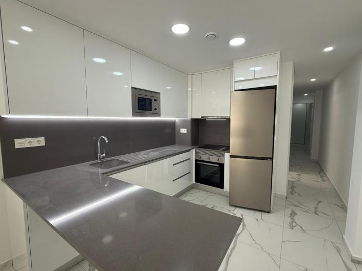 Image No.9-2 Bed Apartment for sale