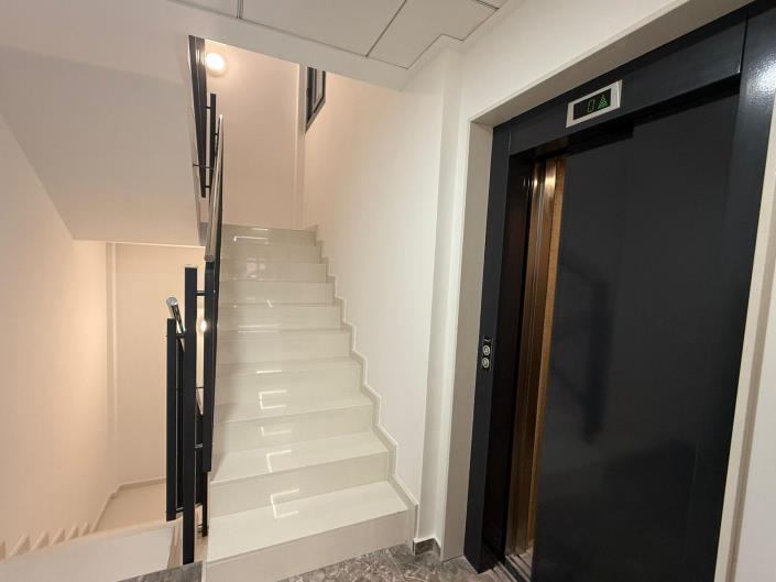 Image No.22-2 Bed Apartment for sale