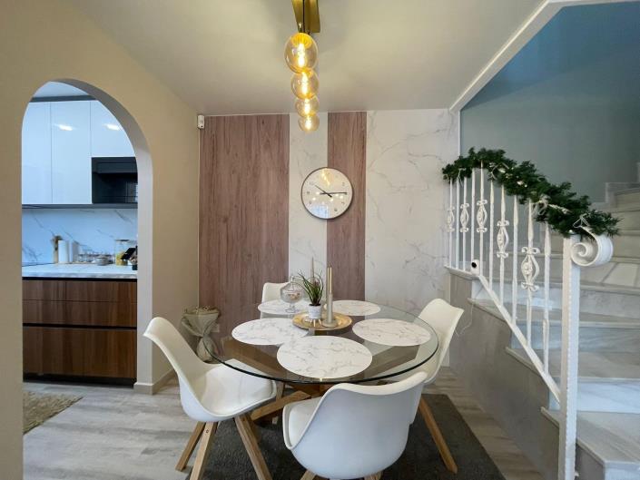 Image No.5-3 Bed Townhouse for sale