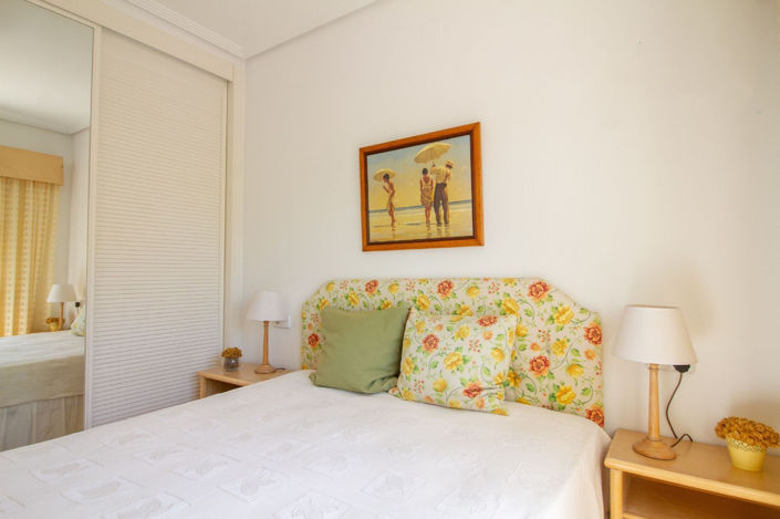 Image No.37-3 Bed House for sale