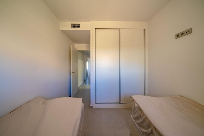 Image No.24-2 Bed Apartment for sale