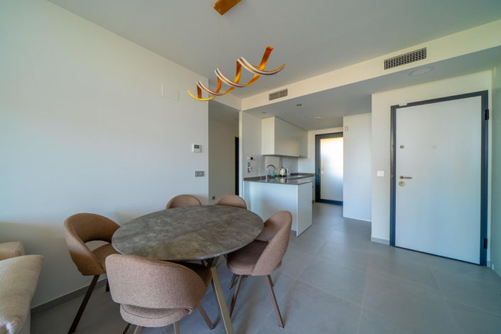 Image No.5-2 Bed Apartment for sale