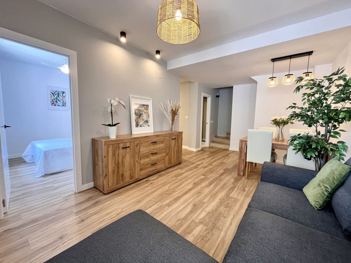 Image No.21-3 Bed House for sale