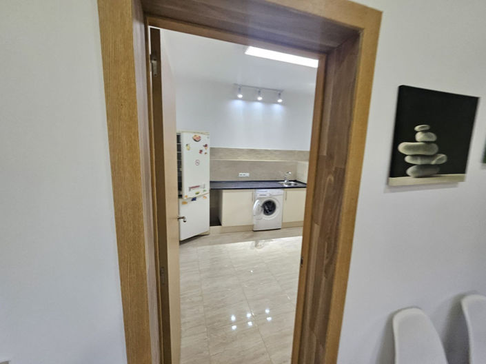 Image No.42-3 Bed House for sale