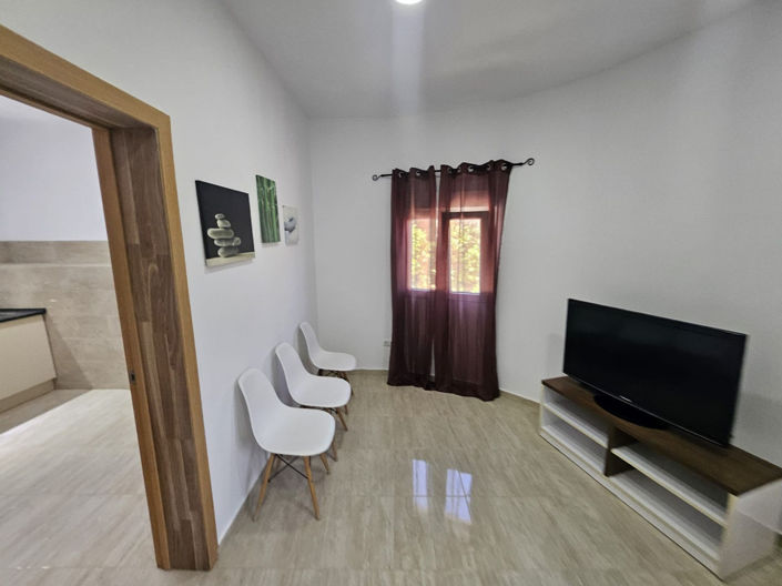 Image No.44-3 Bed House for sale
