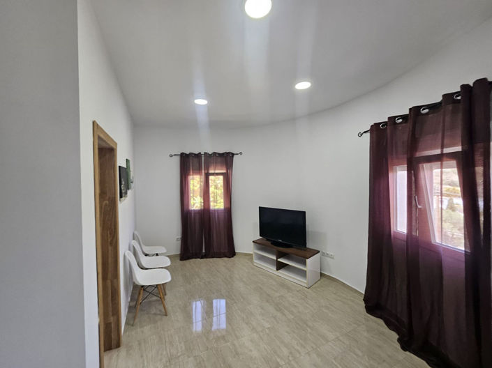 Image No.45-3 Bed House for sale