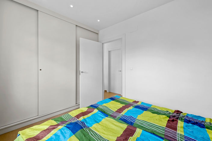 Image No.14-3 Bed House for sale