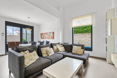 4-c23c0f86247804fa50226aecd8b0b2c8