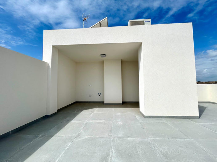 Image No.32-2 Bed Penthouse for sale